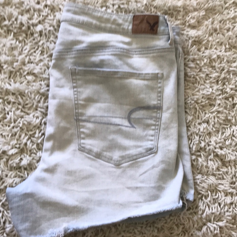 American Eagle High Waisted Shorts